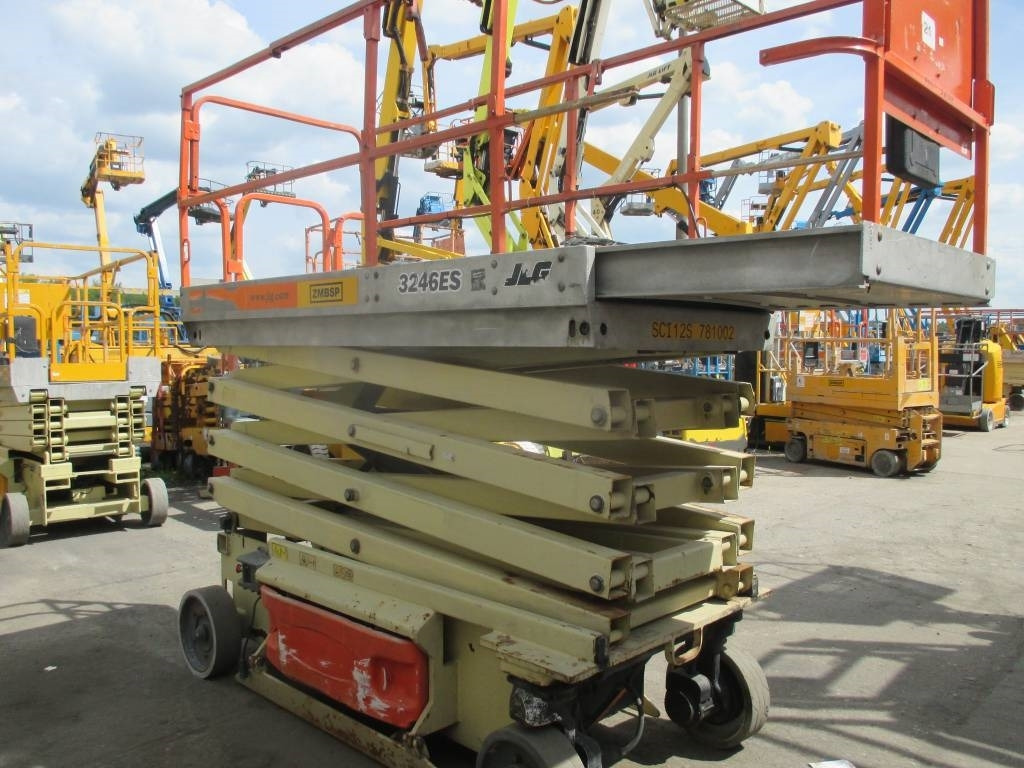 JLG 3246 ES - Scissor lift: picture 3 JLG 3246 ES - Scissor lift: picture 3