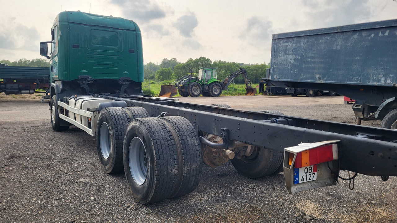Cab chassis truck SCANIA R124 420 6X4: picture 8 Cab chassis truck SCANIA R124 420 6X4: picture 8