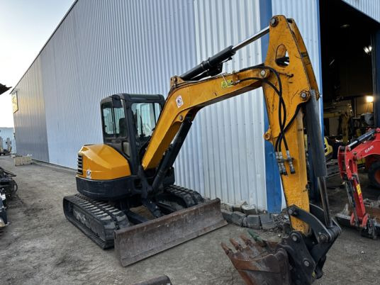 Bobcat E50 - Mini excavator: picture 5 Bobcat E50 - Mini excavator: picture 5