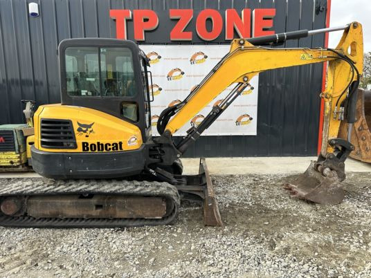 Bobcat E50 à 26900 € HT - Mini excavator: picture 1 Bobcat E50 à 26900 € HT - Mini excavator: picture 1