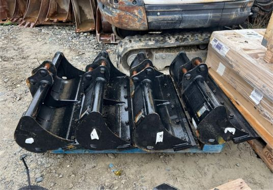 Godet de curage pour minipelle - axe 30 mm - Bucket: picture 3 Godet de curage pour minipelle - axe 30 mm - Bucket: picture 3