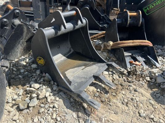 Godet geith QR30 - axe 30 mm - Bucket: picture 4 Godet geith QR30 - axe 30 mm - Bucket: picture 4