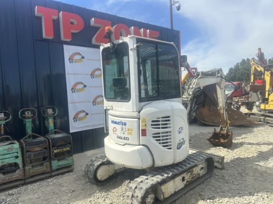 Komatsu PC26MR-3 cabine à 19500€ HT - Mini excavator: picture 3 Komatsu PC26MR-3 cabine à 19500€ HT - Mini excavator: picture 3