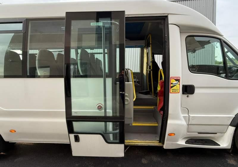 Iveco Daily DURISOTTI / 28miejsc - Suburban bus: picture 4 Iveco Daily DURISOTTI / 28miejsc - Suburban bus: picture 4
