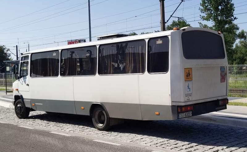 Mercedes-Benz Vario 814D 38+12 - Suburban bus: picture 2 Mercedes-Benz Vario 814D 38+12 - Suburban bus: picture 2