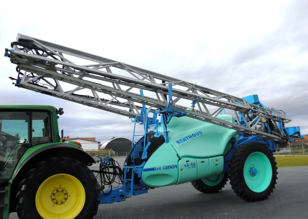Berthoud TENOR 45-46 36 Metrow, 2012 Rok, Nawigacja Trimble + Automatyczne wylaczanie sekcji, Stan Idealny - Trailed sprayer: picture 2 Berthoud TENOR 45-46 36 Metrow, 2012 Rok, Nawigacja Trimble + Automatyczne wylaczanie sekcji, Stan Idealny - Trailed sprayer: picture 2