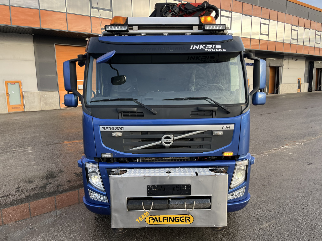 VOLVO FM 500 8X4 + Crane Palfinger PK53002SH YEAR 2016 + JIB PJ125 - Crane truck: picture 3 VOLVO FM 500 8X4 + Crane Palfinger PK53002SH YEAR 2016 + JIB PJ125 - Crane truck: picture 3
