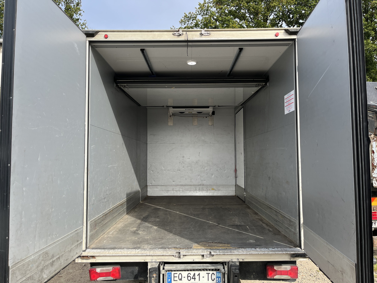 Iveco Daily 35-120 - Refrigerated van: picture 2 Iveco Daily 35-120 - Refrigerated van: picture 2