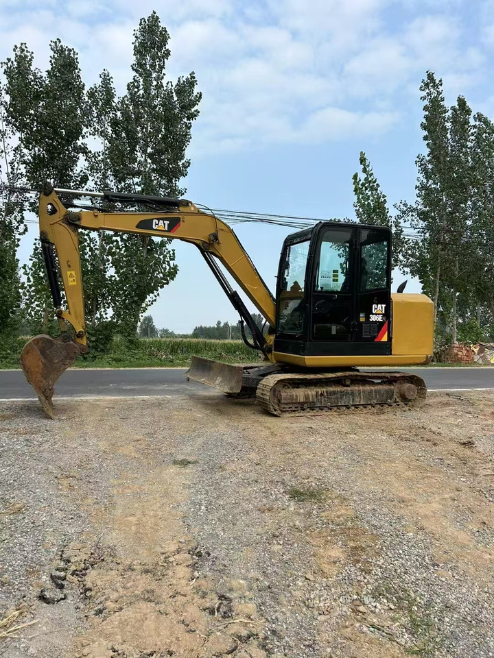 CATERPILLAR 306E2 - Crawler excavator: picture 1 CATERPILLAR 306E2 - Crawler excavator: picture 1