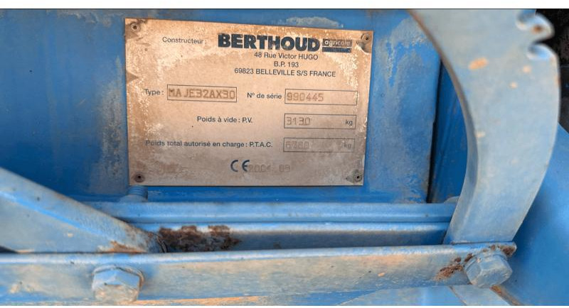 BERTHOUD MAJOR 32 - Trailed sprayer: picture 4 BERTHOUD MAJOR 32 - Trailed sprayer: picture 4