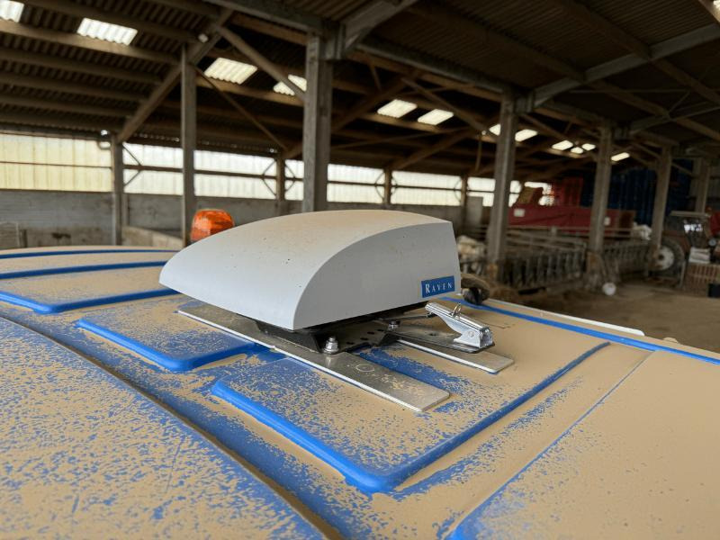 RAVEN CR7 + - Navigation system for Agricultural machinery: picture 2 RAVEN CR7 + - Navigation system for Agricultural machinery: picture 2
