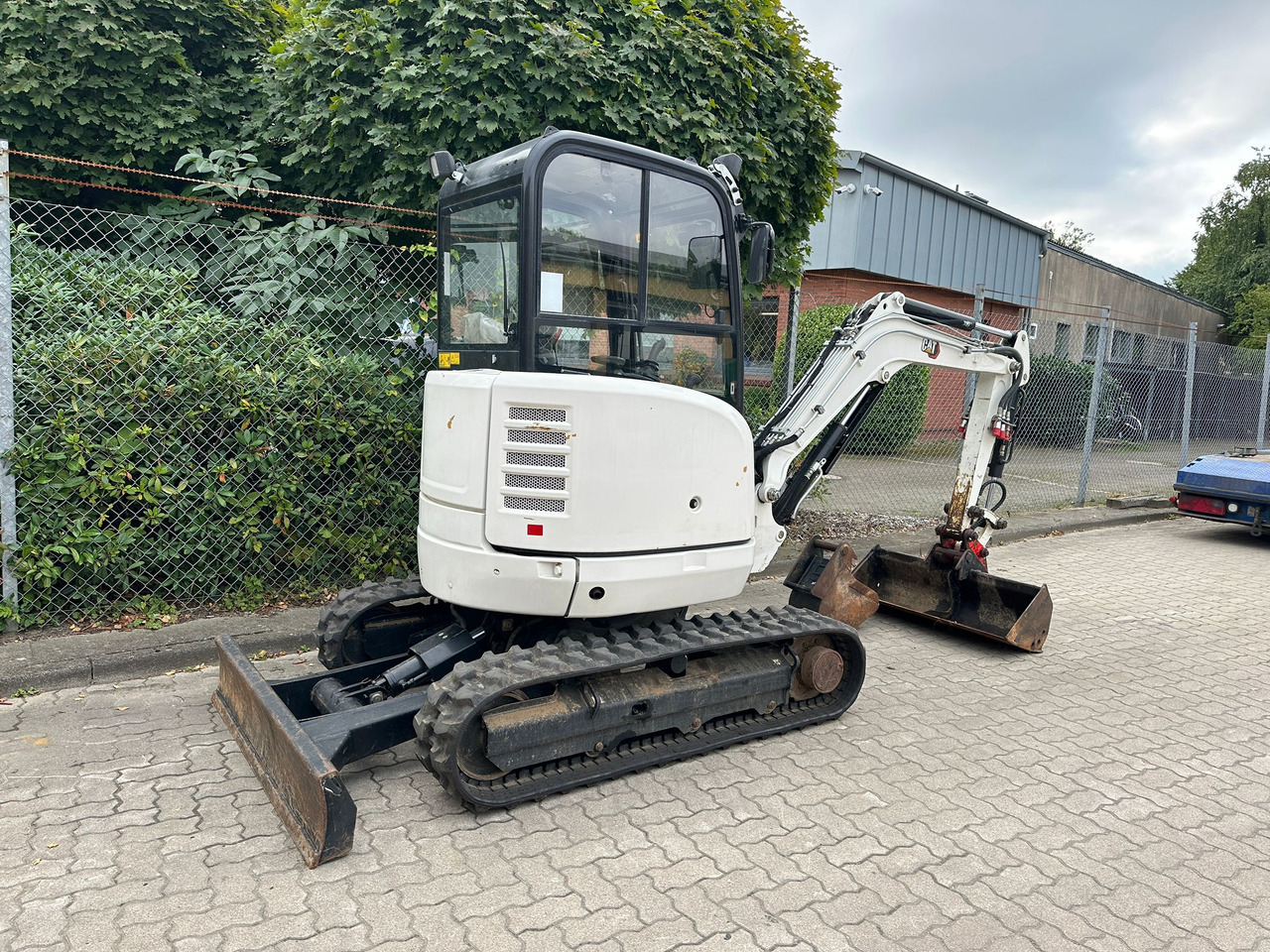 CAT 302.7 DCR Mini excavator, 2 Buckets, TOP !!! - Mini excavator: picture 4 CAT 302.7 DCR Mini excavator, 2 Buckets, TOP !!! - Mini excavator: picture 4