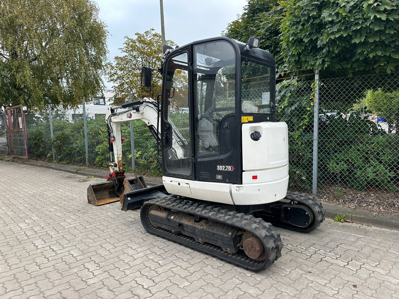 CAT 302.7 DCR Mini excavator, 2 Buckets, TOP !!! - Mini excavator: picture 3 CAT 302.7 DCR Mini excavator, 2 Buckets, TOP !!! - Mini excavator: picture 3