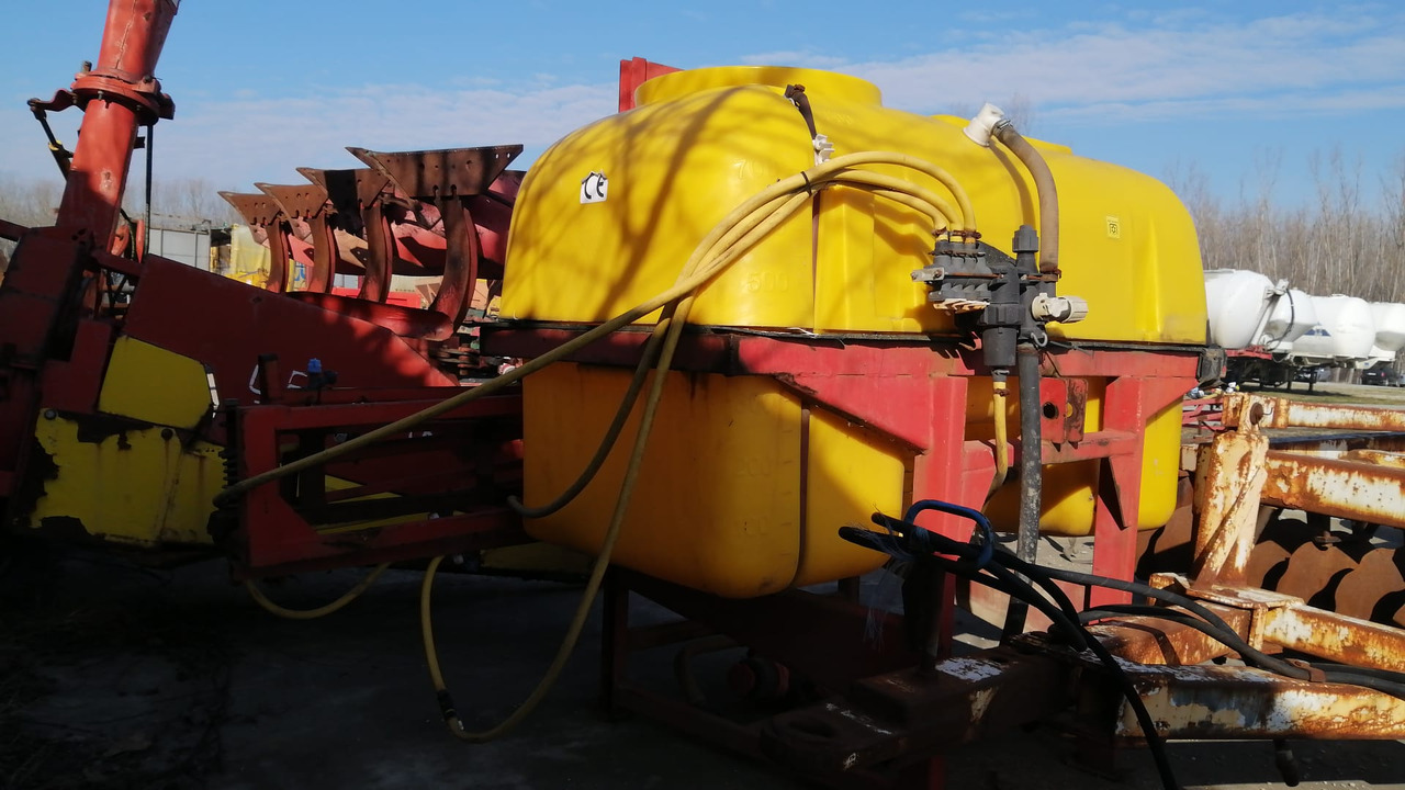 Herbicide Worn /Sprayer 800 l 12m - Tractor mounted sprayer: picture 4 Herbicide Worn /Sprayer 800 l 12m - Tractor mounted sprayer: picture 4