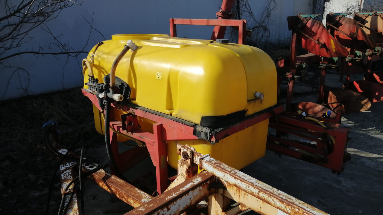 Herbicide Worn /Sprayer 800 l 12m - Tractor mounted sprayer: picture 1 Herbicide Worn /Sprayer 800 l 12m - Tractor mounted sprayer: picture 1