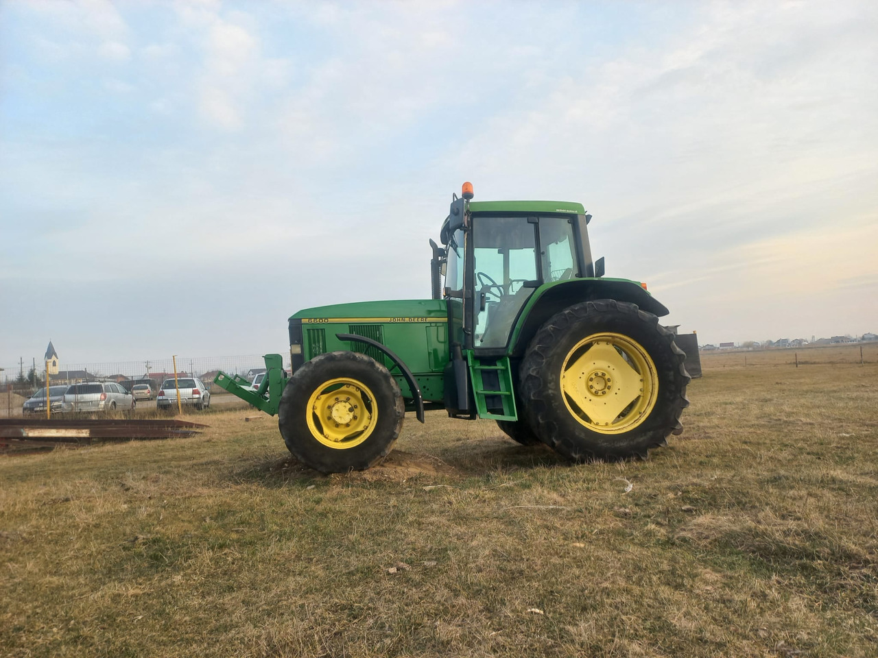 JOHN DEERE 6600 TRACTOR - Farm tractor: picture 4 JOHN DEERE 6600 TRACTOR - Farm tractor: picture 4