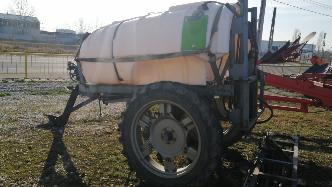 MET Wirax Sprayer 2000 - Trailed sprayer: picture 1 MET Wirax Sprayer 2000 - Trailed sprayer: picture 1