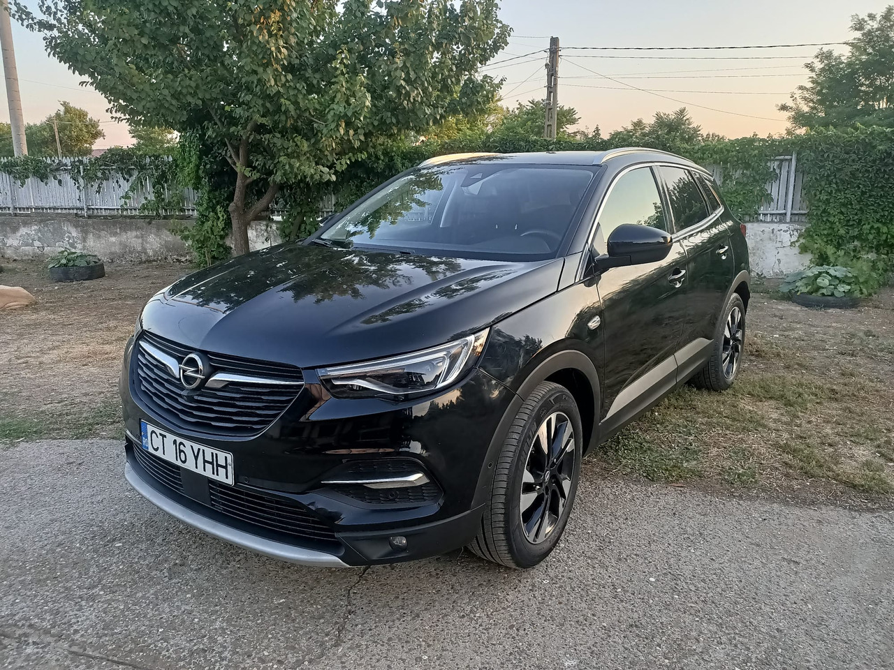 OPEL GRANDLAND X - SUV: picture 1 OPEL GRANDLAND X - SUV: picture 1