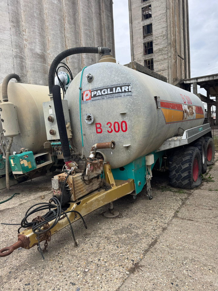 Pagliari Manure spreading tank - Slurry tanker: picture 4 Pagliari Manure spreading tank - Slurry tanker: picture 4