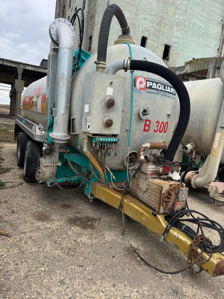 Pagliari Manure spreading tank - Slurry tanker: picture 5 Pagliari Manure spreading tank - Slurry tanker: picture 5