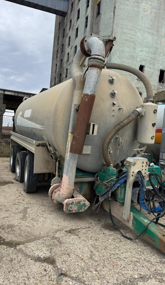 Sandri Manure spreading tank - Slurry tanker: picture 3 Sandri Manure spreading tank - Slurry tanker: picture 3