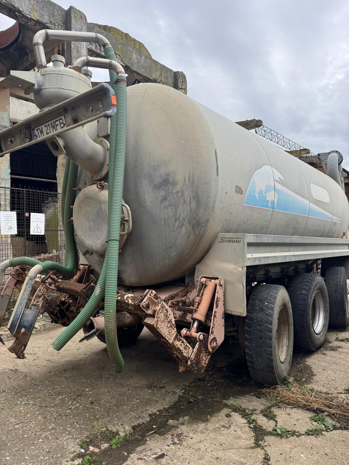 Sandri Manure spreading tank - Slurry tanker: picture 3 Sandri Manure spreading tank - Slurry tanker: picture 3
