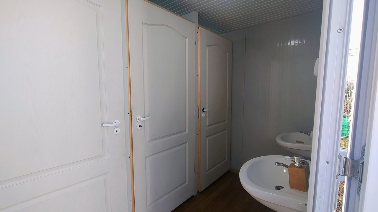 Sanitary container Men / Women - Construction container: picture 3 Sanitary container Men / Women - Construction container: picture 3