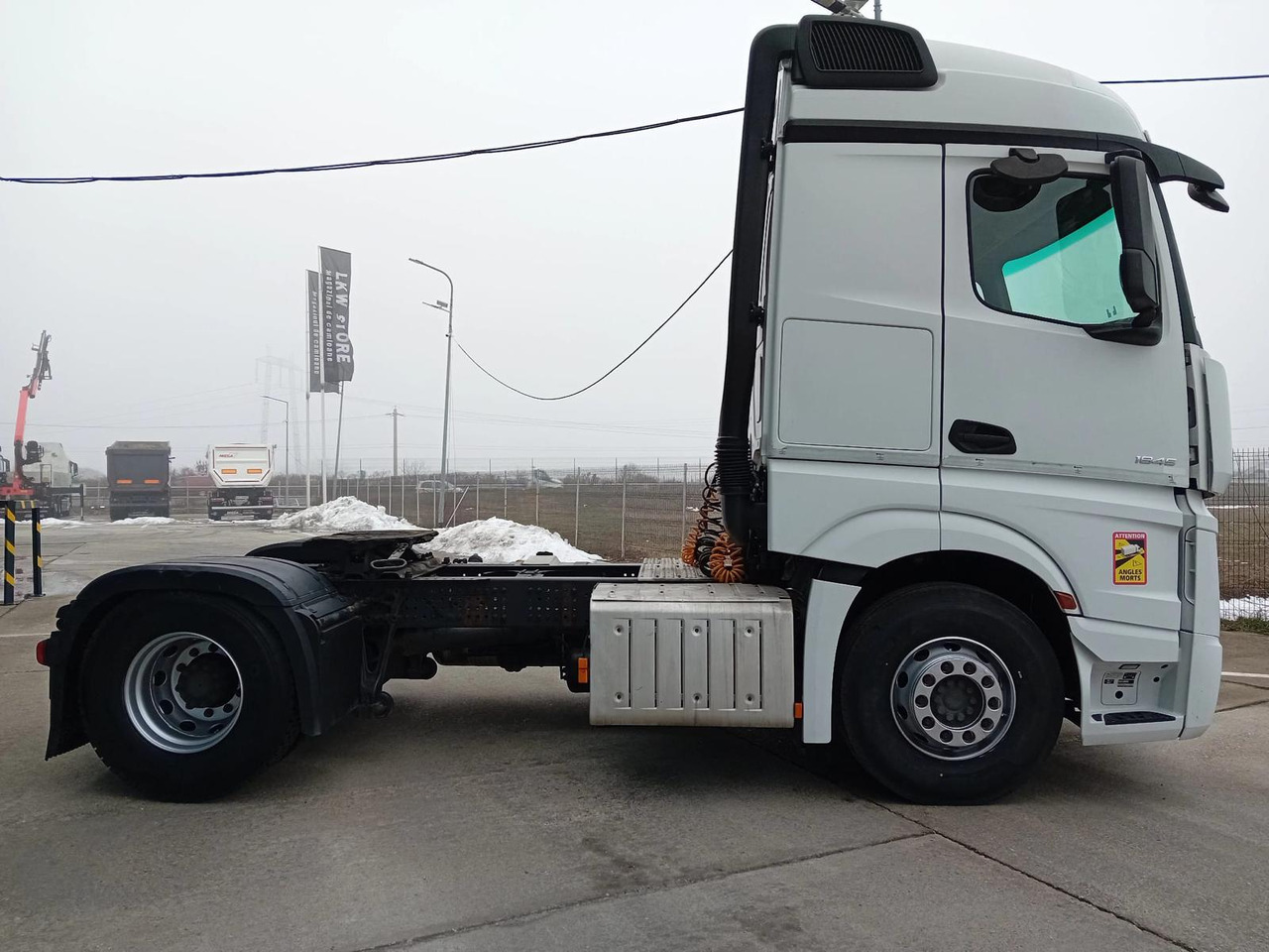 Mercedes-Benz Actros 1845 LS, Full ADR+PTO, STANDKLIMA, TOP !!! - Tractor unit: picture 4 Mercedes-Benz Actros 1845 LS, Full ADR+PTO, STANDKLIMA, TOP !!! - Tractor unit: picture 4