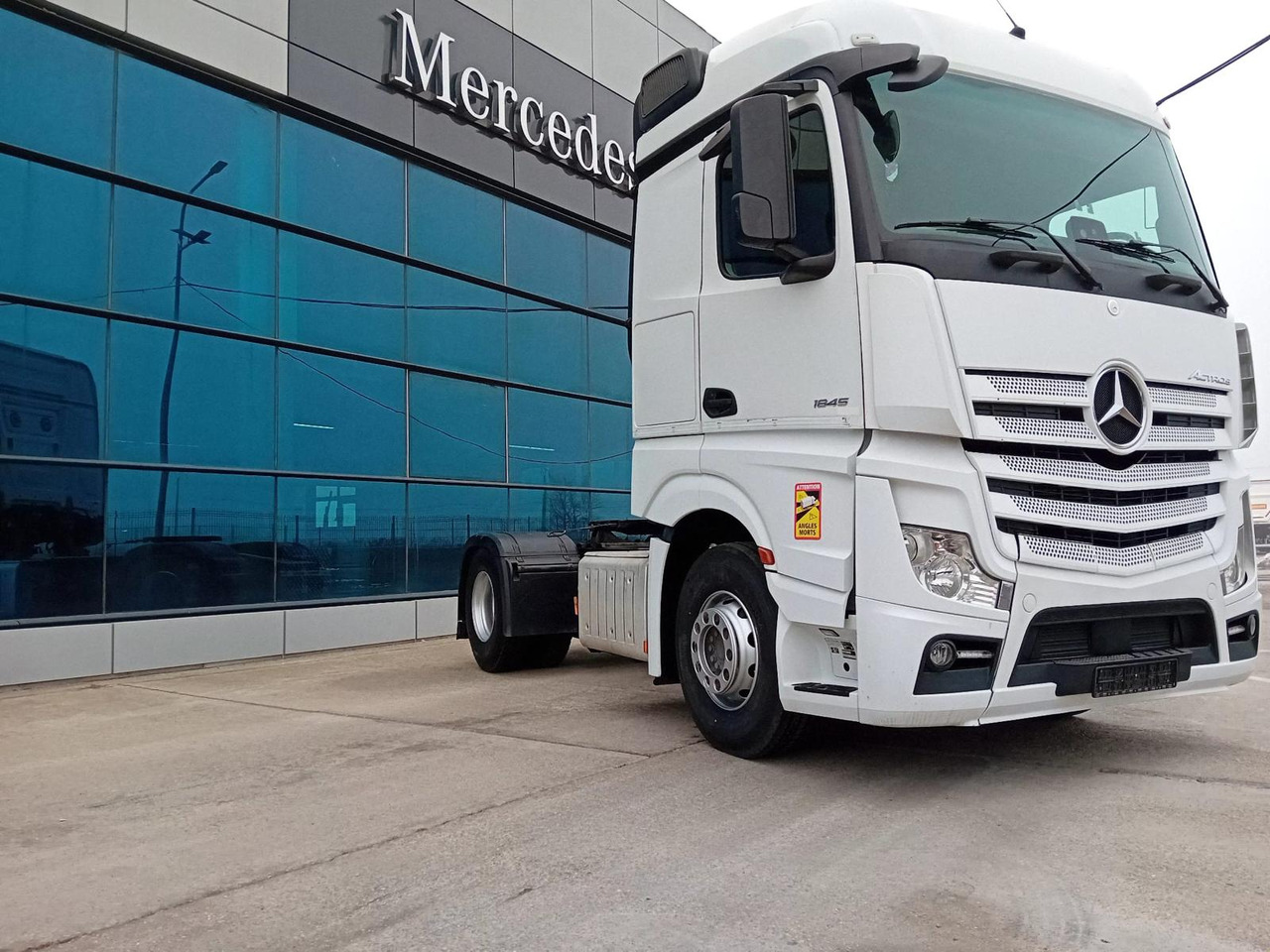 Mercedes-Benz Actros 1845 LS, Full ADR+PTO, STANDKLIMA, TOP !!! - Tractor unit: picture 3 Mercedes-Benz Actros 1845 LS, Full ADR+PTO, STANDKLIMA, TOP !!! - Tractor unit: picture 3