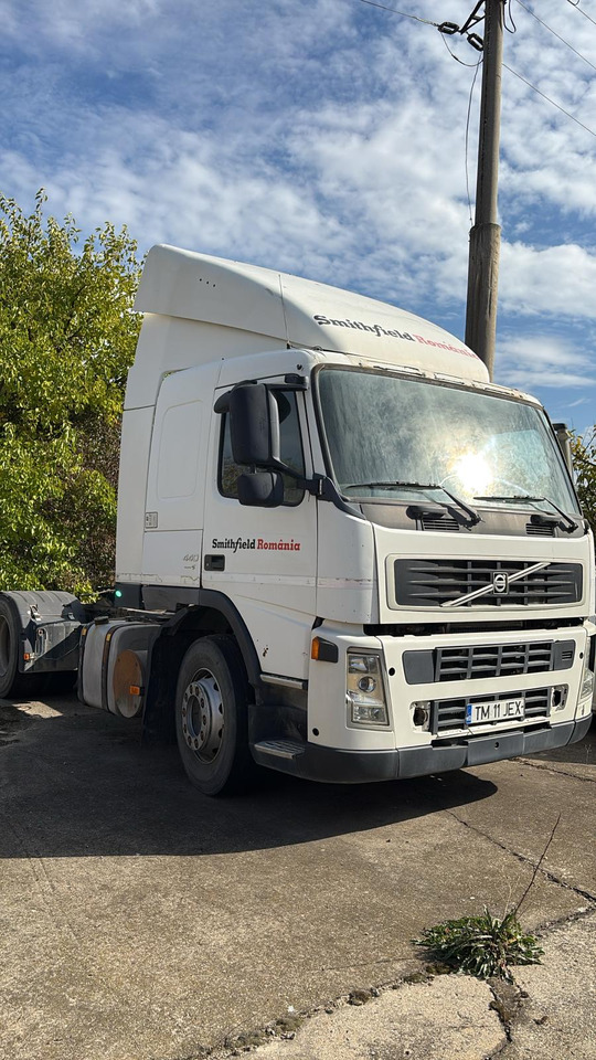 VOLVO FM42 Tractor Head - Tractor unit: picture 2 VOLVO FM42 Tractor Head - Tractor unit: picture 2