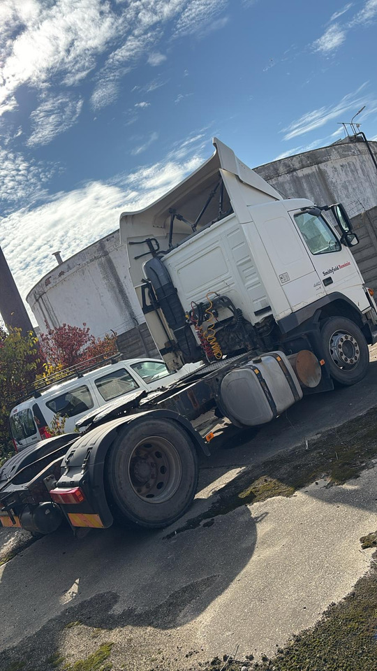 VOLVO FM42 Tractor Head - Tractor unit: picture 4 VOLVO FM42 Tractor Head - Tractor unit: picture 4