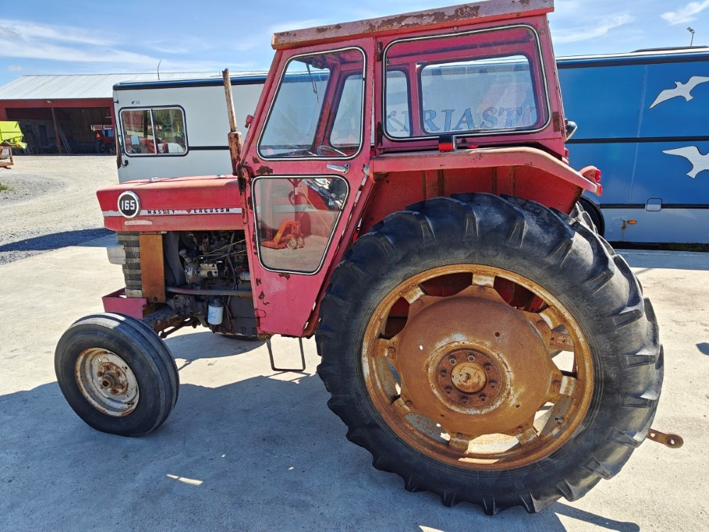 Massey Ferguson 165 Multi Power - Farm tractor: picture 4 Massey Ferguson 165 Multi Power - Farm tractor: picture 4