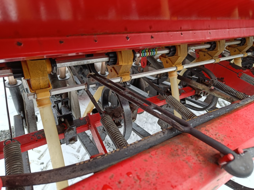 Combine seed drill Simulta S3000T: picture 18