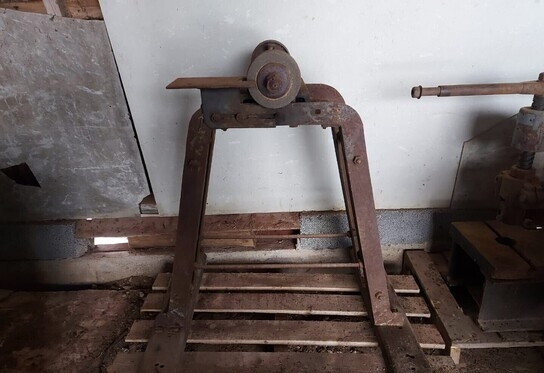 Smirkeli - ilman moottoria - Metalworking machinery: picture 1 Smirkeli - ilman moottoria - Metalworking machinery: picture 1