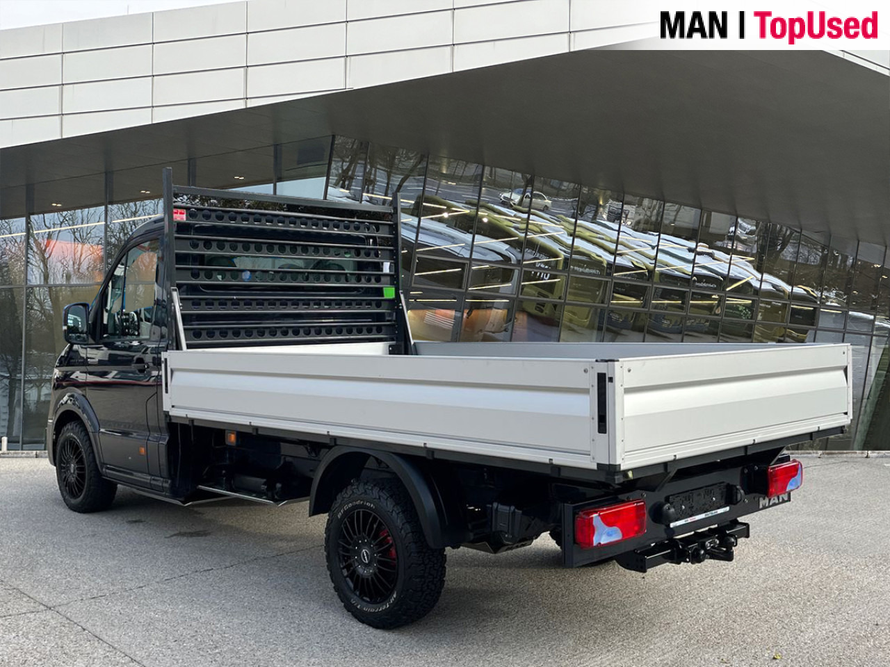MAN TGE 3.180 4X4 Individual SB, Automatic, Flat bed - Open body delivery van: picture 2 MAN TGE 3.180 4X4 Individual SB, Automatic, Flat bed - Open body delivery van: picture 2