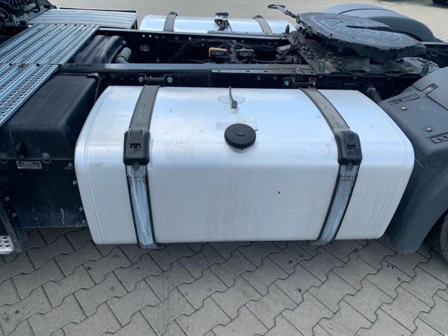 MAN TGX 18.470 4x2 LL SA - Tractor unit: picture 4 MAN TGX 18.470 4x2 LL SA - Tractor unit: picture 4