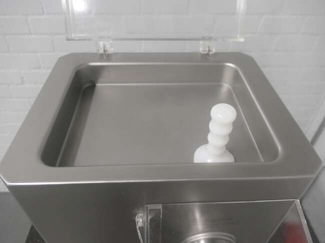 Freund / Ifooma cooled grinder TGR103 - Food processing equipment: picture 5 Freund / Ifooma cooled grinder TGR103 - Food processing equipment: picture 5