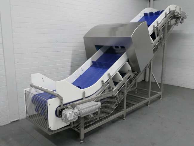 GEA / Loma BeltLoader with metal detector BeltLoader F3 - Food processing equipment: picture 1 GEA / Loma BeltLoader with metal detector BeltLoader F3 - Food processing equipment: picture 1