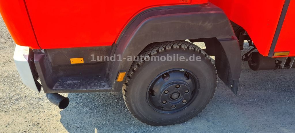 Fire truck Mercedes-Benz 817 Feuerwehr GWG Nur 9.650 orig. Km 817 Feuerwehr GWG Nur 9.650 orig. Km: picture 14 Fire truck Mercedes-Benz 817 Feuerwehr GWG Nur 9.650 orig. Km 817 Feuerwehr GWG Nur 9.650 orig. Km: picture 14