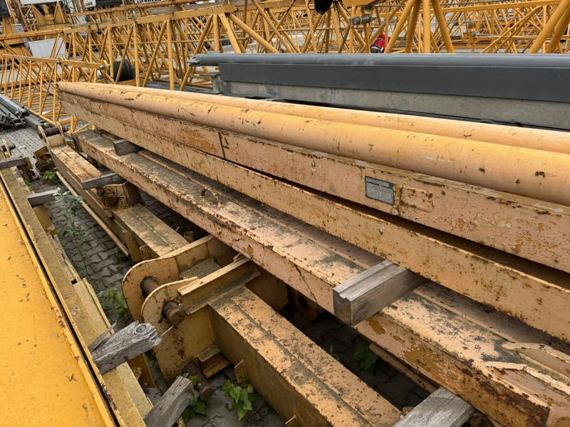 Liebherr 185/200HC Undercarriage 6x6 + 2x A block - Tower crane: picture 3 Liebherr 185/200HC Undercarriage 6x6 + 2x A block - Tower crane: picture 3