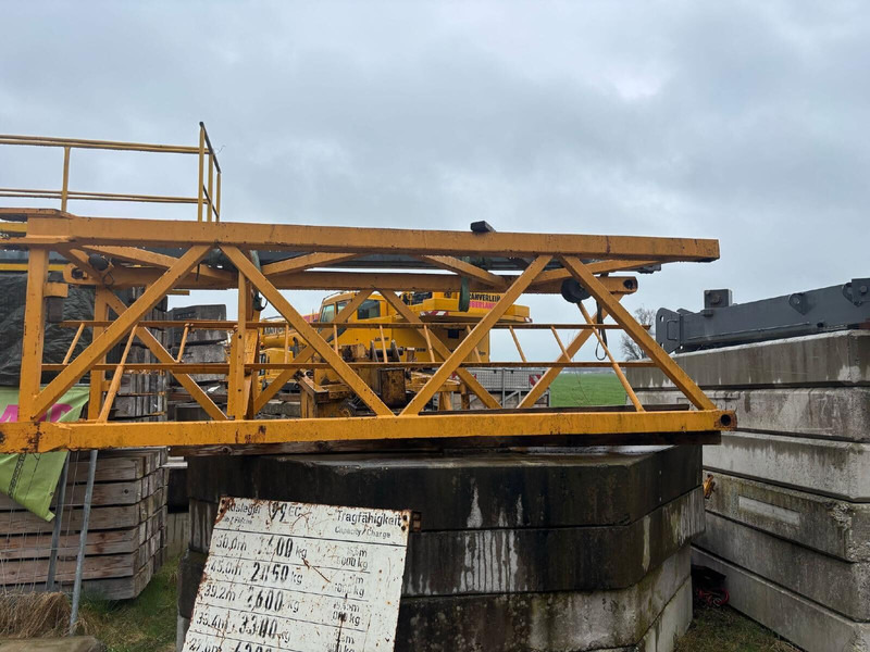 Liebherr 90LD tower sections - Tower crane: picture 1 Liebherr 90LD tower sections - Tower crane: picture 1