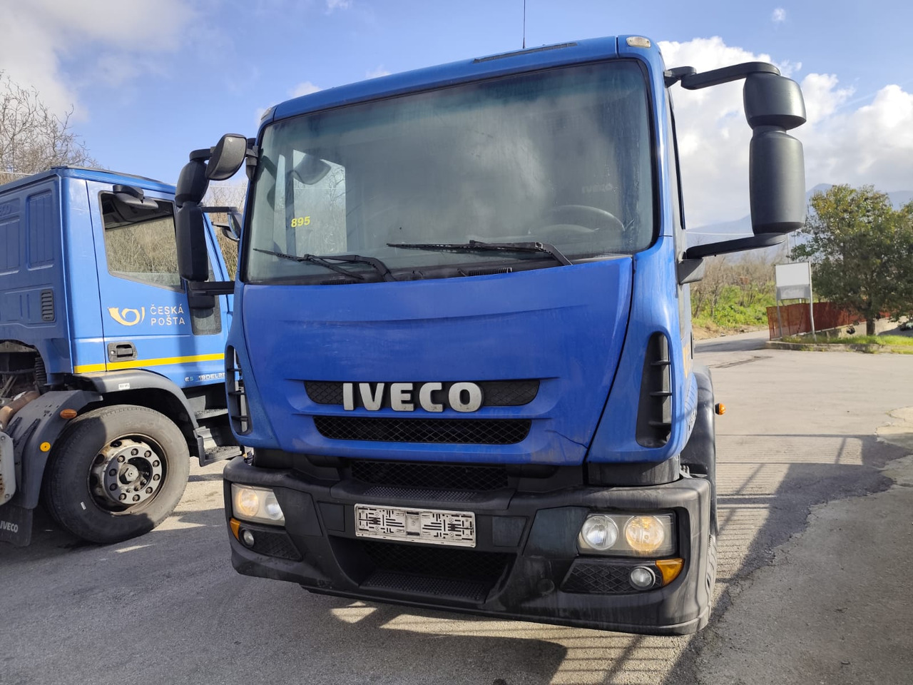 Cab chassis truck IVECO EUROCARGO 140E25: picture 9