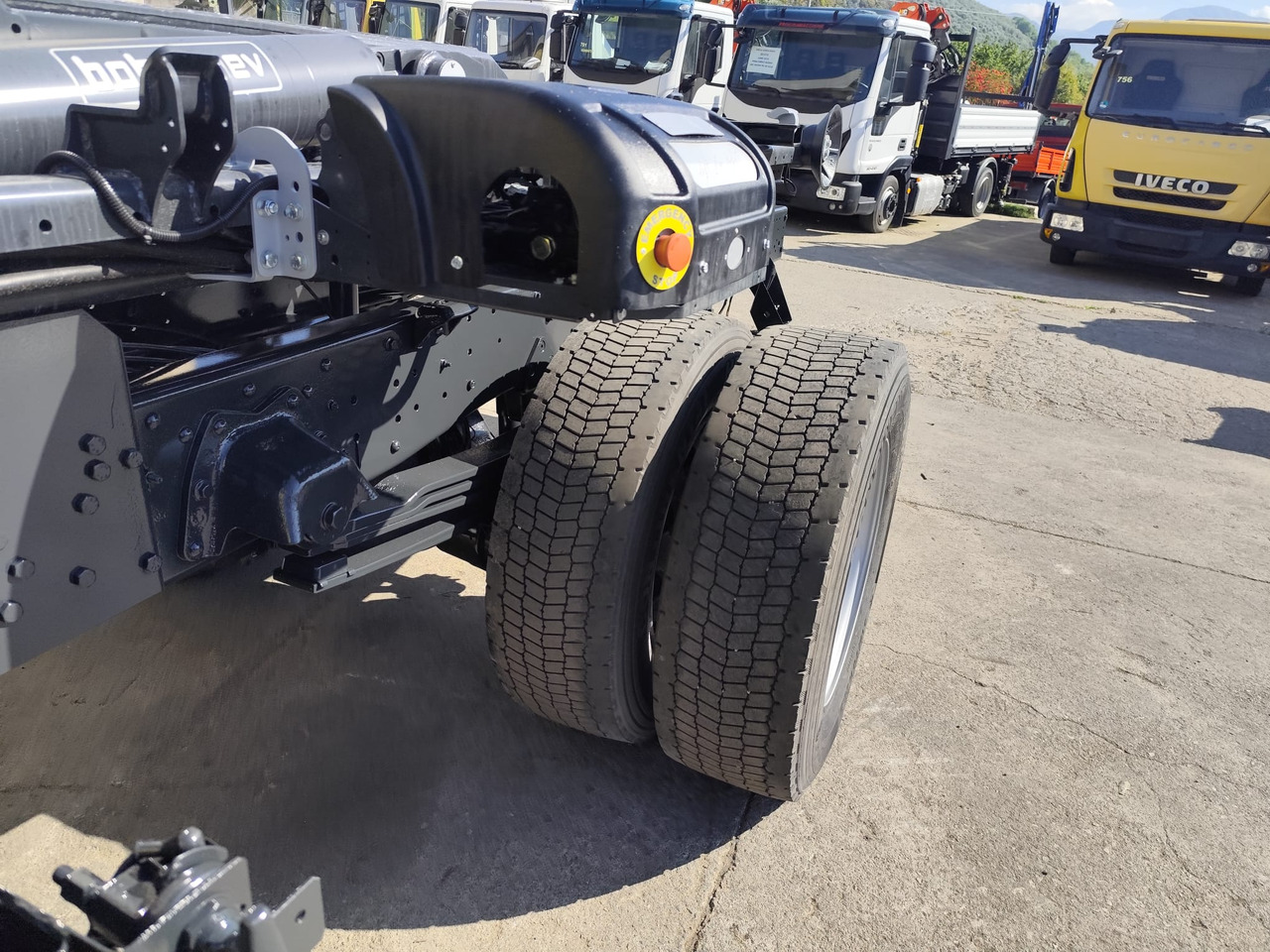 IVECO EUROCARGO 190EL25 - Cab chassis truck: picture 2 IVECO EUROCARGO 190EL25 - Cab chassis truck: picture 2