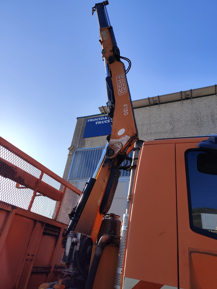 IVECO STRALIS 190S31 - Crane truck: picture 5 IVECO STRALIS 190S31 - Crane truck: picture 5