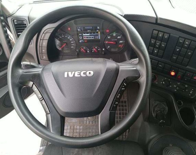 Cab chassis truck IVECO STRALIS AD 260S31 XP: picture 10