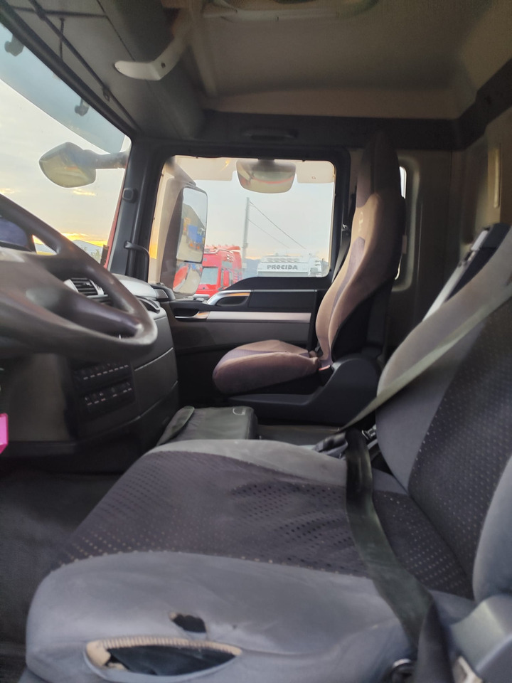 Dropside/ Flatbed truck MAN TGS 26.440: picture 7 Dropside/ Flatbed truck MAN TGS 26.440: picture 7