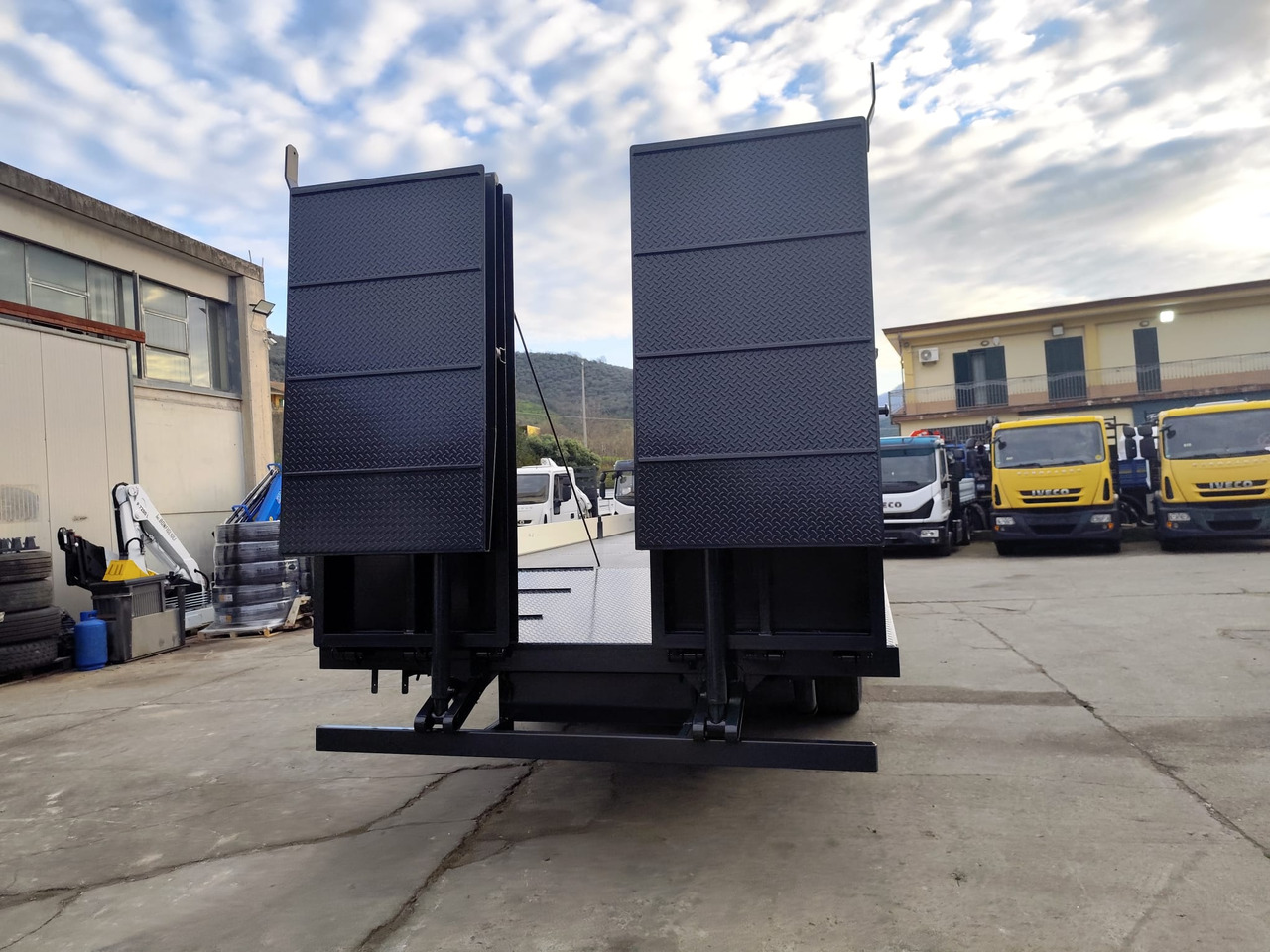 Dropside/ Flatbed truck MAN TGS 26.440: picture 20 Dropside/ Flatbed truck MAN TGS 26.440: picture 20