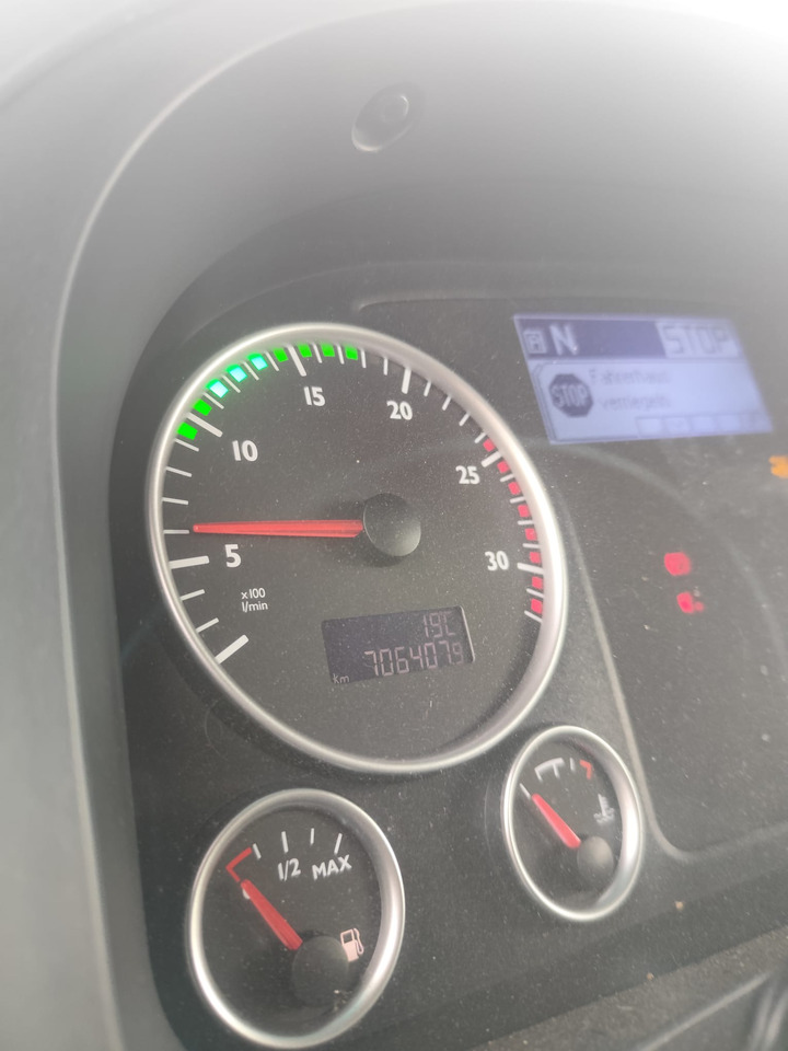 MAN TGX 26.440 - Dropside/ Flatbed truck: picture 2 MAN TGX 26.440 - Dropside/ Flatbed truck: picture 2