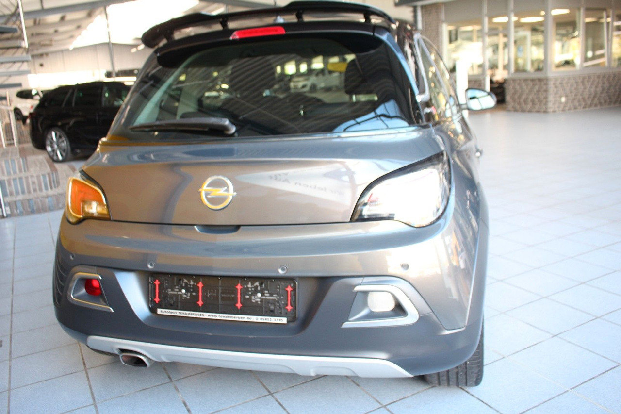 Opel Adam Rocks S Unlimited IntelliLink PDC 18" - Sedan: picture 4 Opel Adam Rocks S Unlimited IntelliLink PDC 18" - Sedan: picture 4