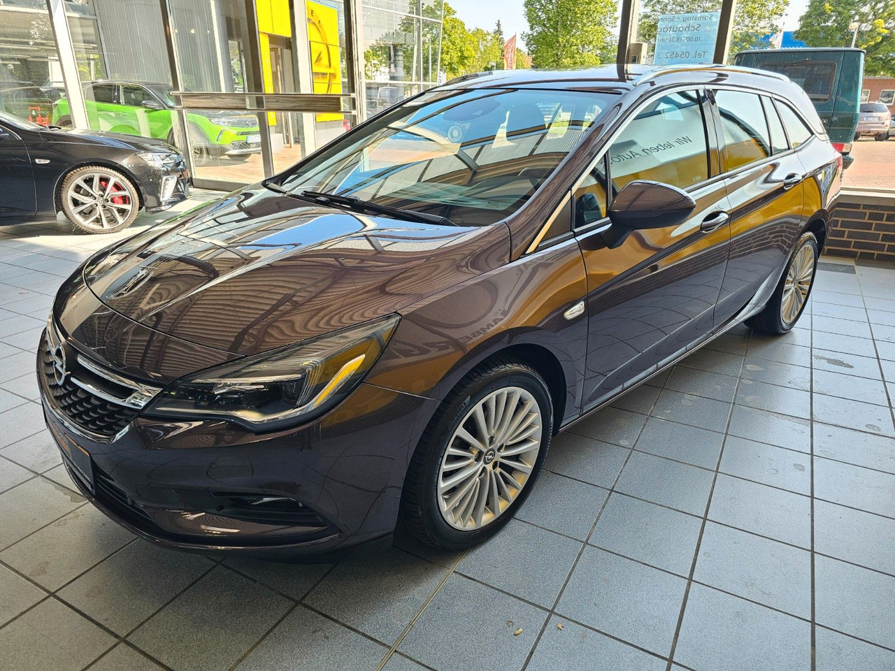 Opel Astra K Sports Tourer Innovation eHeckklappe - Car: picture 5 Opel Astra K Sports Tourer Innovation eHeckklappe - Car: picture 5